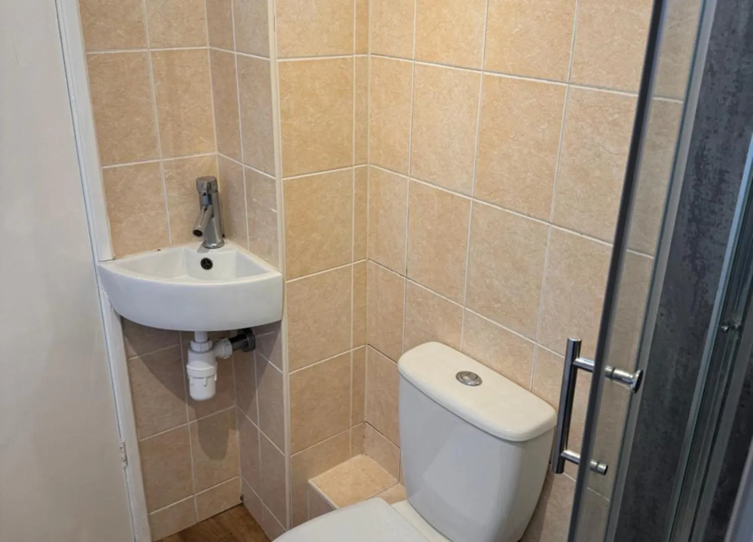 Apartment Quiet, Sleeps 12, 2 Bathrooms, Lots Of Parking, Kia 2 Nottingham United Kingdom